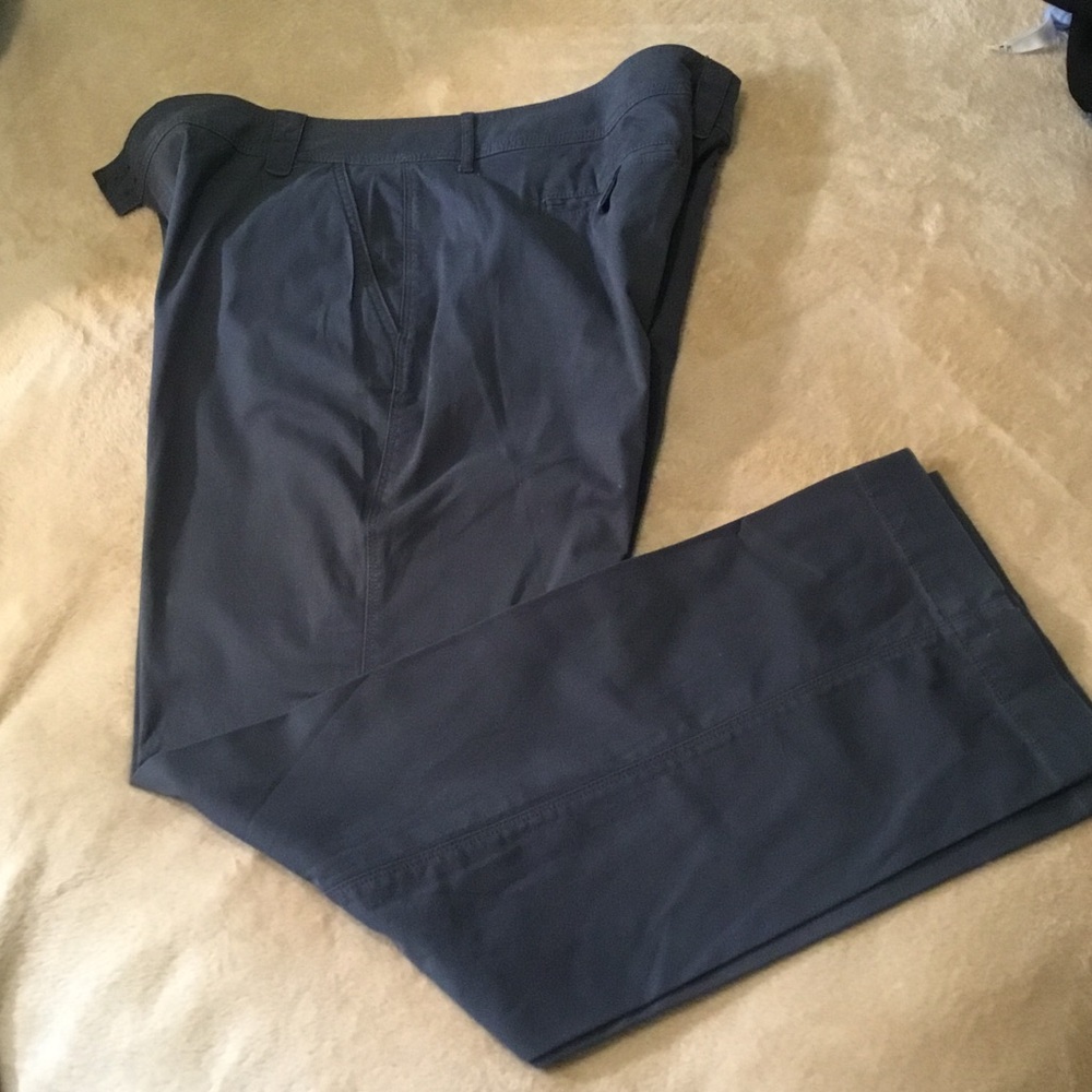 Izod Women’s Dark Gray Chinos